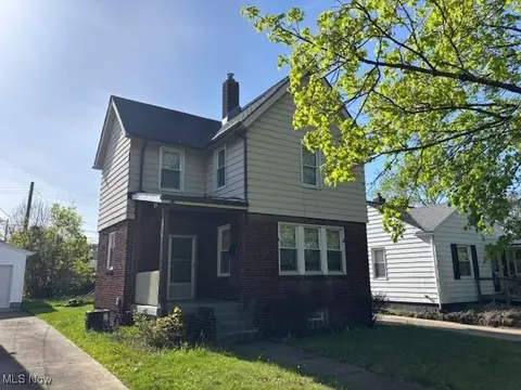 426 Garfield, Mcdonald, OH 44437