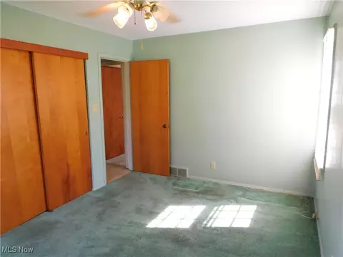2684 Burlingham Dr, Ashtabula, OH 44004 photo 21