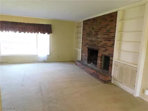 2684 Burlingham Dr, Ashtabula, OH 44004 photo 8