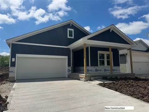 585 Wyleswood Dr, Berea, OH 44017
