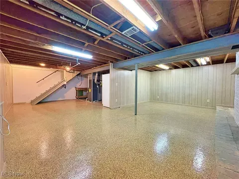 Other - 417 Windsor Dr, Elyria, OH 44035 photo 4 of 7