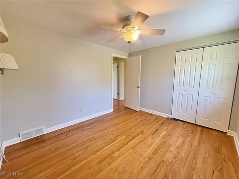 Bedroom - 417 Windsor Dr, Elyria, OH 44035 photo 7 of 9