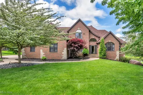 8584 Soames Ct NW, Massillon, OH 44646