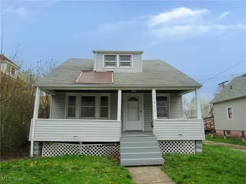 19811 Pawnee Ave, Cleveland, OH 44119
