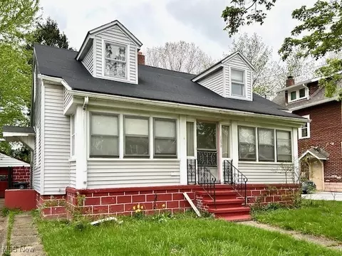 1238 Girard St, Akron, OH 44301