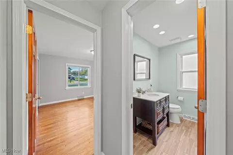 6315 Brookside Rd, Independence, OH 44131 photo 17