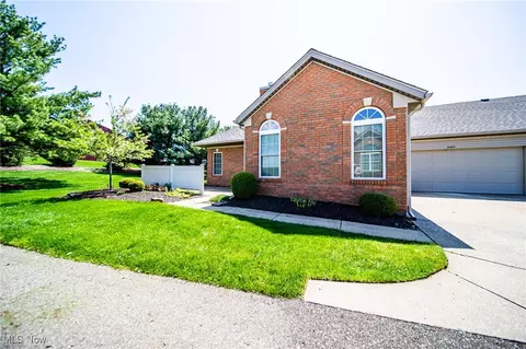 4347 Hunters Chase Ln, Wooster, OH 44691
