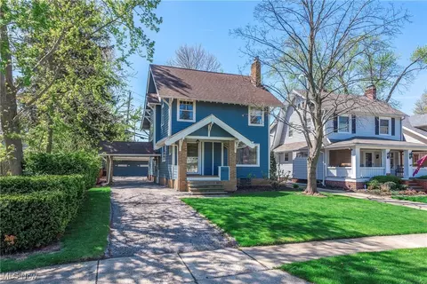 19525 Battersea Blvd, Rocky River, OH 44116
