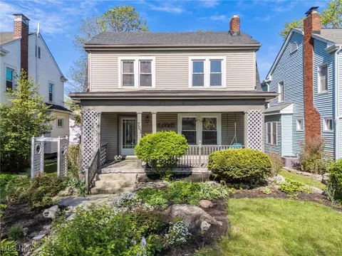 761 S Roosevelt Ave, Columbus, OH 43209