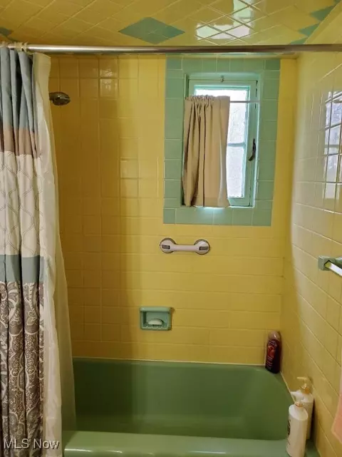 Bath - 9245 N Main St, Windham, OH 44288 photo 1 of 1