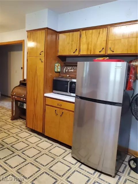 Kitchen - 9245 N Main St, Windham, OH 44288 photo 2 of 2