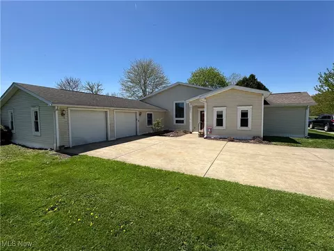 14380 Baumhart Rd, Oberlin, OH 44074
