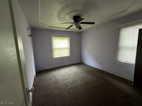 2128 E 30th St, Lorain, OH 44055 photo 6