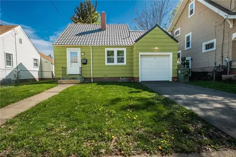 602 17th St NW, Canton, OH 44703