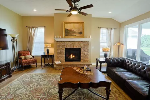 601 Cedar Crest Dr, Elyria, OH 44035 photo 12
