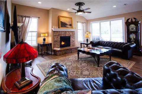 601 Cedar Crest Dr, Elyria, OH 44035 photo 14