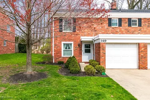 149 Chatham Way #149D, Mayfield Heights, OH 44124