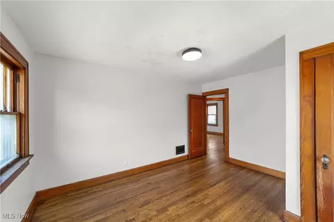 Bedroom - 1832 E 34th St, Lorain, OH 44055 photo 3 of 8