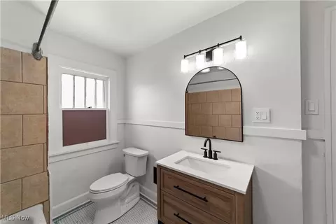 Bath - 1832 E 34th St, Lorain, OH 44055 photo 3 of 3