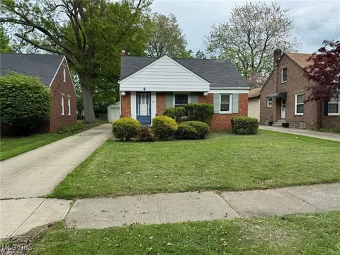411 E 257th St, Euclid, OH 44132