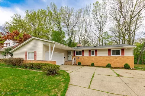 3616 Atherstone Rd, Cleveland Heights, OH 44121