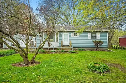 234 Judson Rd, Kent, OH 44240