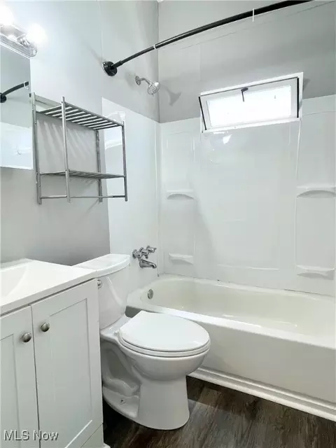 Bath - 169 Boston Ave, Elyria, OH 44035 photo 1 of 1