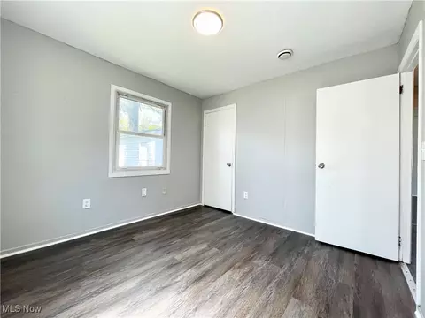 Bedroom - 169 Boston Ave, Elyria, OH 44035 photo 4 of 4