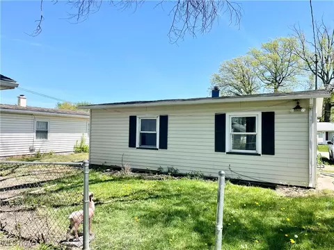 Exterior - 169 Boston Ave, Elyria, OH 44035 photo 3 of 3