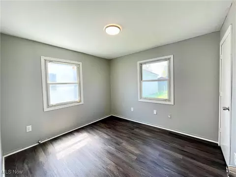 Bedroom - 169 Boston Ave, Elyria, OH 44035 photo 3 of 4