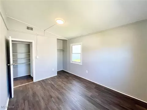 Bedroom - 169 Boston Ave, Elyria, OH 44035 photo 2 of 4