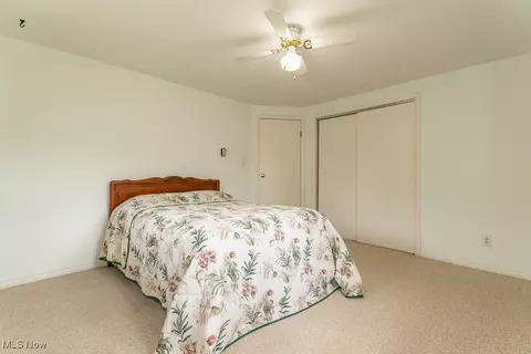 Bedroom - 10410 Pinegate Dr, Chardon, OH 44024 photo 1 of 5