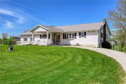 4561 Industry Rd, Ravenna, OH 44266