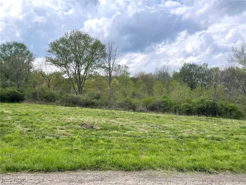 lot Apt 10 Candell St SE, Massillon, OH 44646