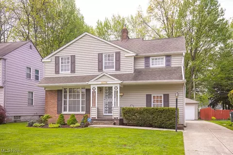 19114 Shakerwood Rd, Warrensville Heights, OH 44122