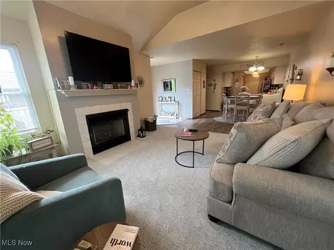 Living - 3638 Barrington Pl NW, Canton, OH 44708 photo 2 of 3