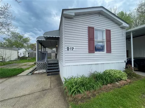 3560 Orchard D-17, Stow, OH 44224