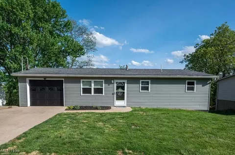 380 Belavista Dr, Marietta, OH 45750