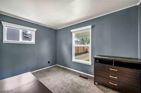 Bedroom - 339 Concord Ave, Elyria, OH 44035 photo 3 of 4