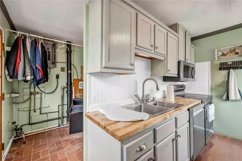 Other - 339 Concord Ave, Elyria, OH 44035 photo 1 of 2