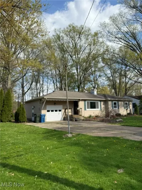 2735 Elizabeth, Avon, OH 44011