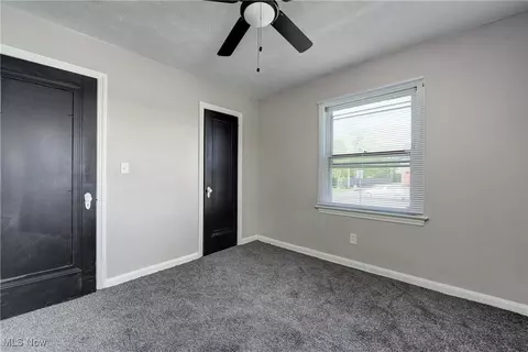 Bedroom - 2233 Leavitt Rd, Lorain, OH 44052 photo 2 of 6