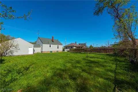 Exterior - 2233 Leavitt Rd, Lorain, OH 44052 photo 4 of 7