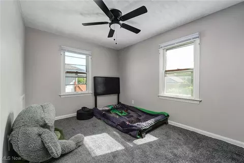 Bedroom - 2233 Leavitt Rd, Lorain, OH 44052 photo 4 of 6