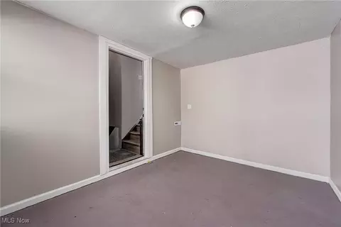 Bedroom - 2233 Leavitt Rd, Lorain, OH 44052 photo 6 of 6