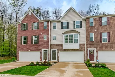 5201 Jude Ct, Willoughby, OH 44094