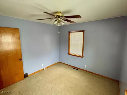Bedroom - 1434 Myrtle Ave, Ashtabula, OH 44004 photo 1 of 2