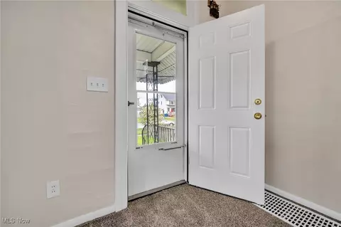 Entry Way - 2337 E 30th St, Lorain, OH 44055 photo 1 of 4