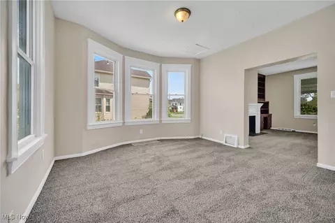 Living - 2337 E 30th St, Lorain, OH 44055 photo 8 of 8