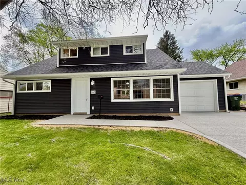 260 Graham Rd, Cuyahoga Falls, OH 44223